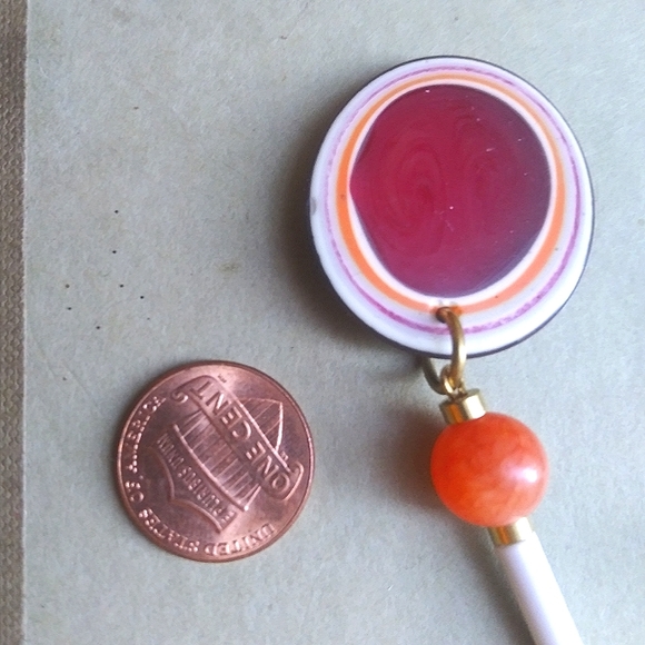 'Jaded Industry' Earrings - Beet Red - Picture 4 of 5